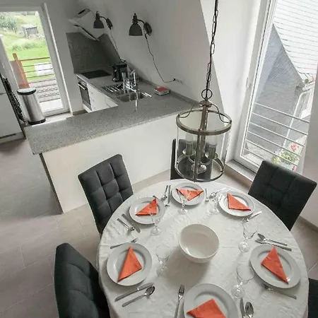 Apartment Das Gelbe Haus 3 Winterberg